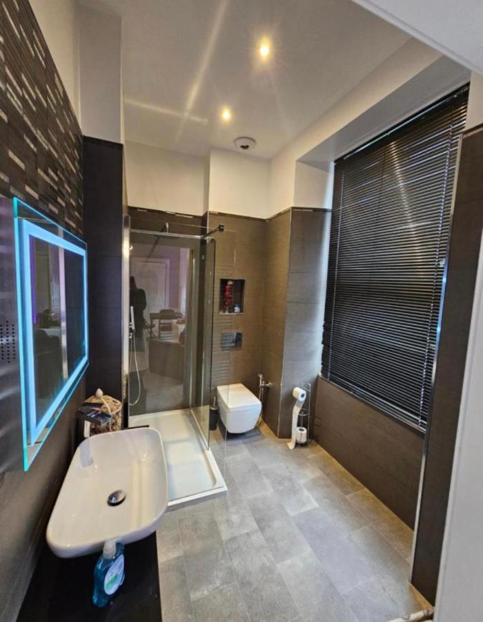 Luxury Family Room With Private Bathroom In The Heart Of Edinburgh Dış mekan fotoğraf