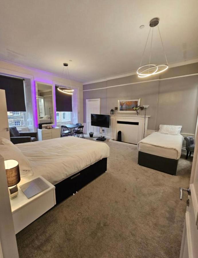 Luxury Family Room With Private Bathroom In The Heart Of Edinburgh Dış mekan fotoğraf