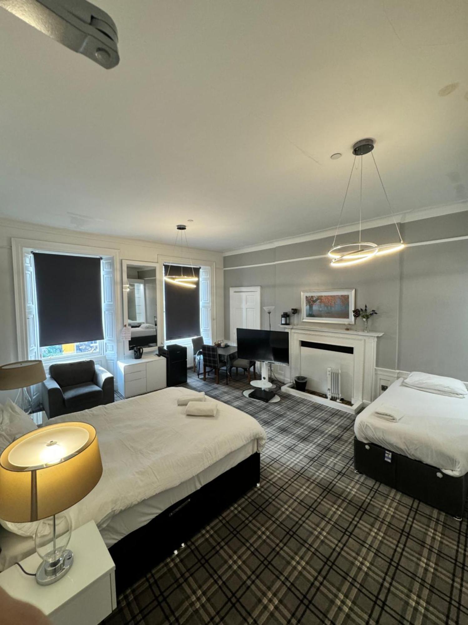 Luxury Family Room With Private Bathroom In The Heart Of Edinburgh Dış mekan fotoğraf